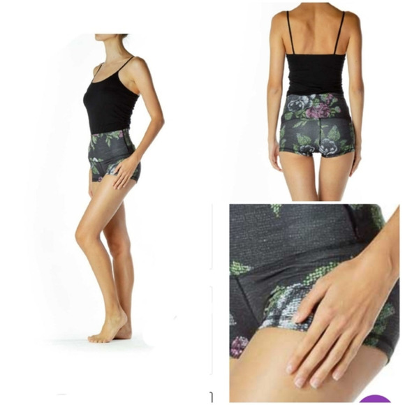 Lululemon Boogie Short‎ (Roll Down) Full-On Luon - Picture 1 of 7